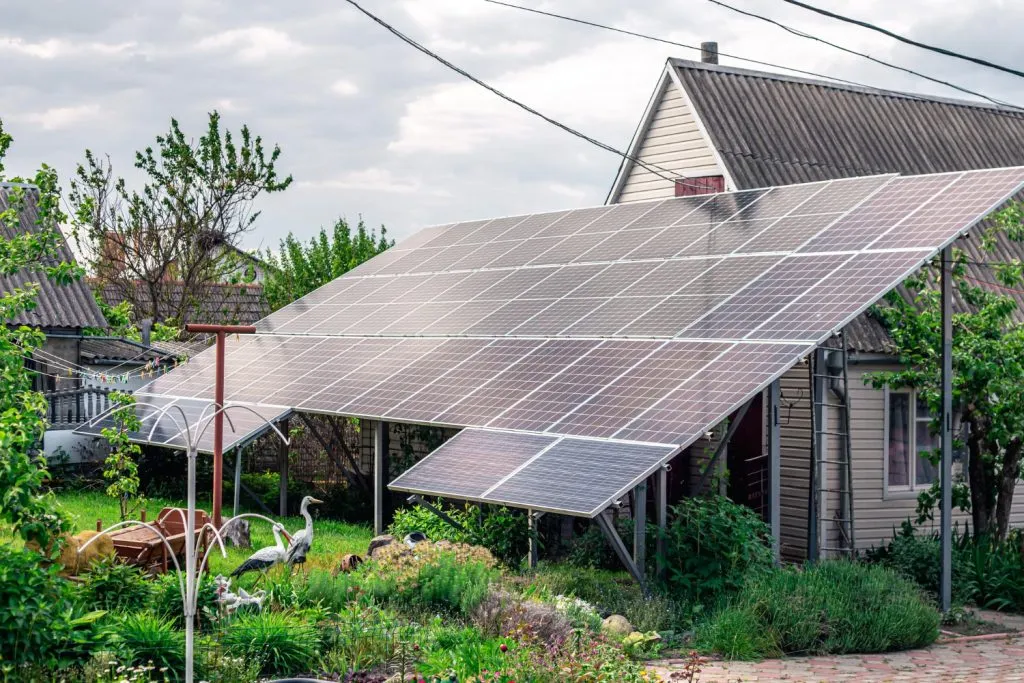 Avoid Costly Mistakes When Installing Home Solar Today